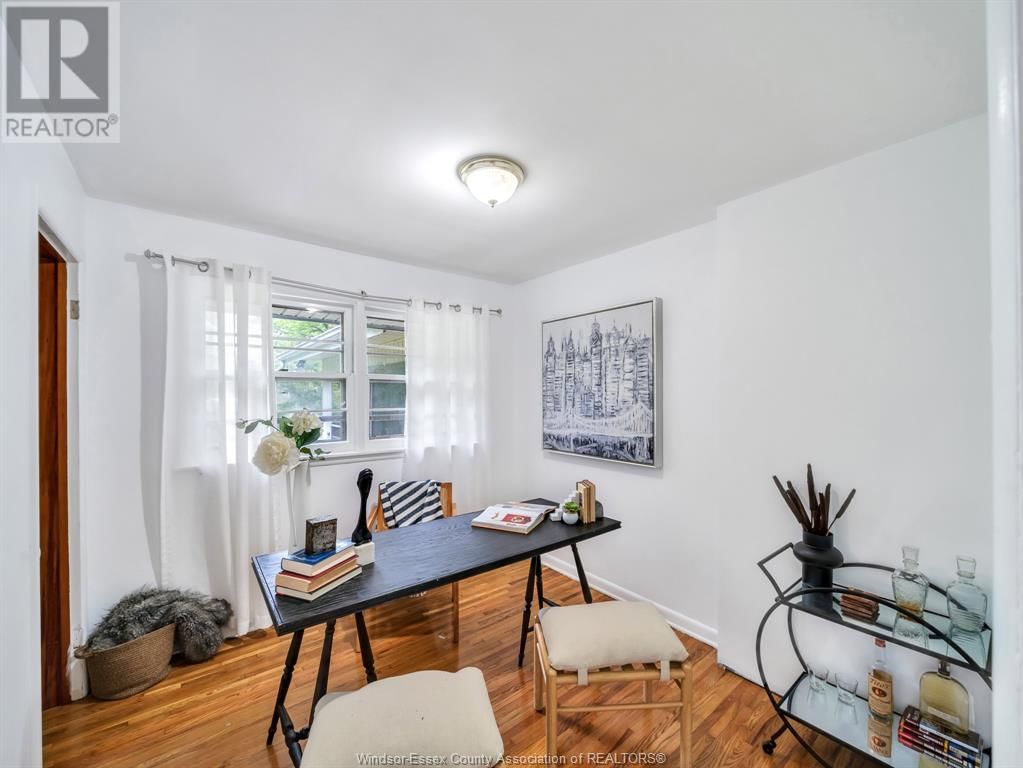 301 ARLINGTON BOULEVARD Image 13