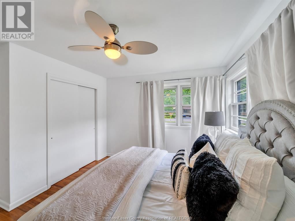 301 ARLINGTON BOULEVARD Image 17
