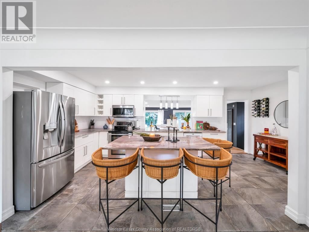 301 ARLINGTON BOULEVARD Image 19