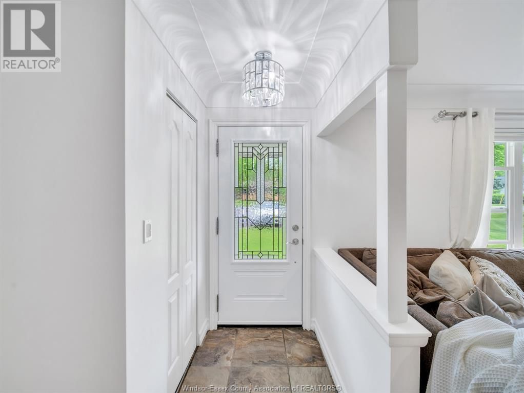 301 ARLINGTON BOULEVARD Image 3