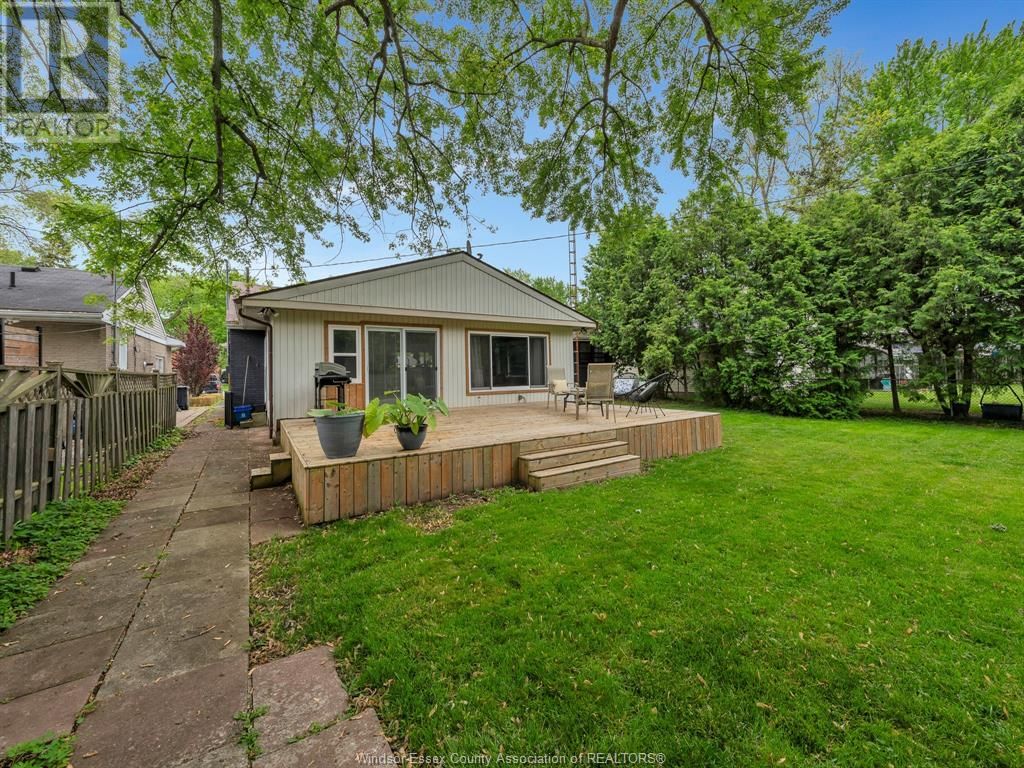 301 ARLINGTON BOULEVARD Image 31