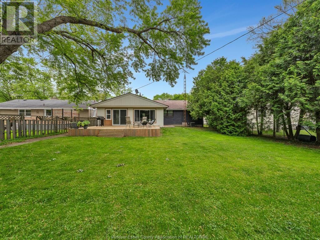 301 ARLINGTON BOULEVARD Image 32