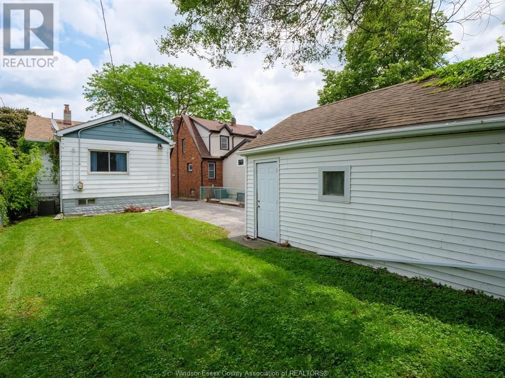 383 LAPORTE AVENUE Image 21