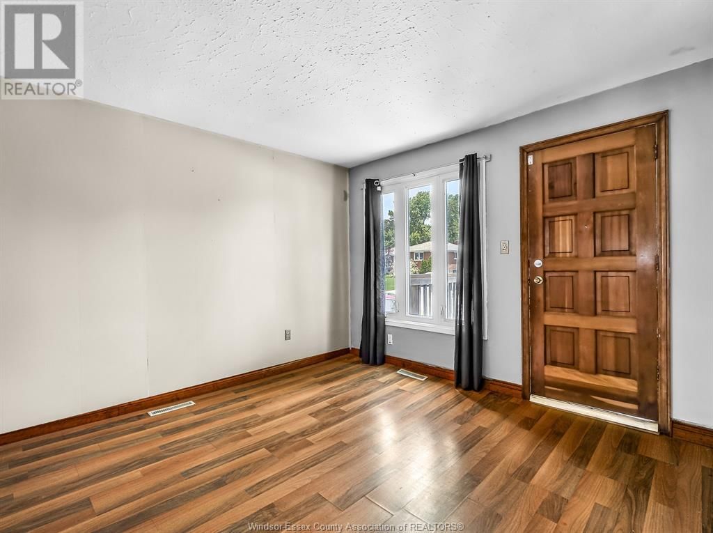 383 LAPORTE AVENUE Image 4