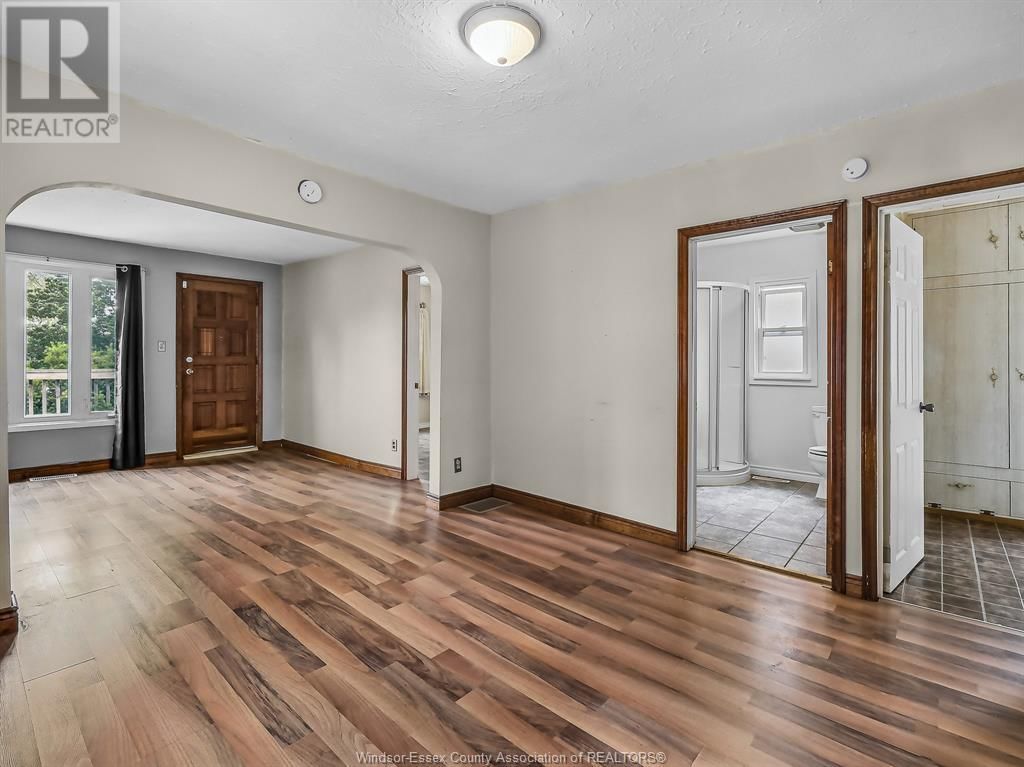 383 LAPORTE AVENUE Image 8