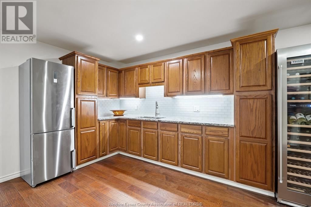 7030 HOWARD Image 30