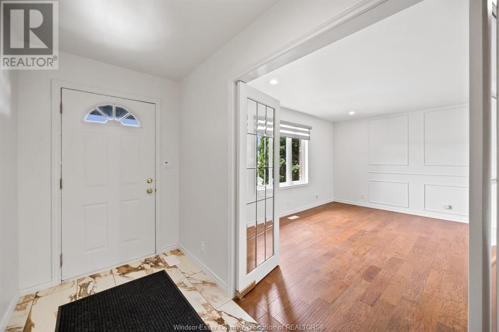 7030 HOWARD Image 5