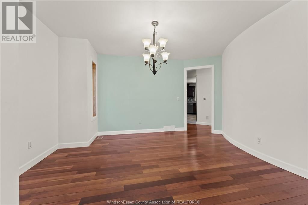 1387 CROSSWINDS DRIVE Image 10