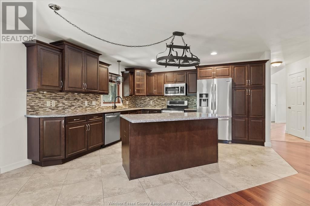 1387 CROSSWINDS DRIVE Image 14