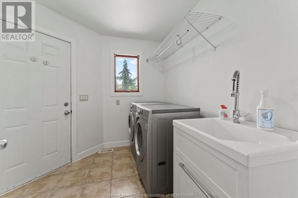 1387 CROSSWINDS DRIVE Image 20