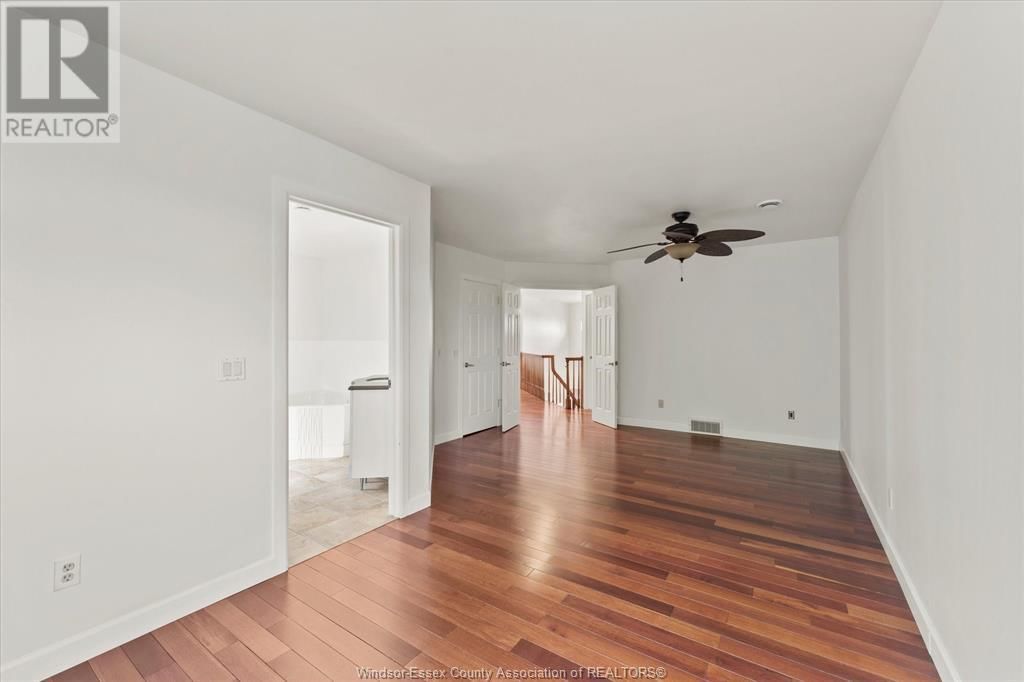 1387 CROSSWINDS DRIVE Image 22