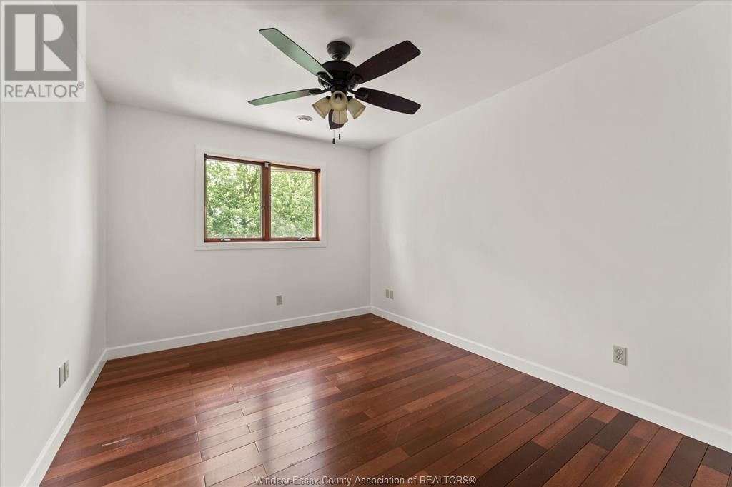 1387 CROSSWINDS DRIVE Image 28