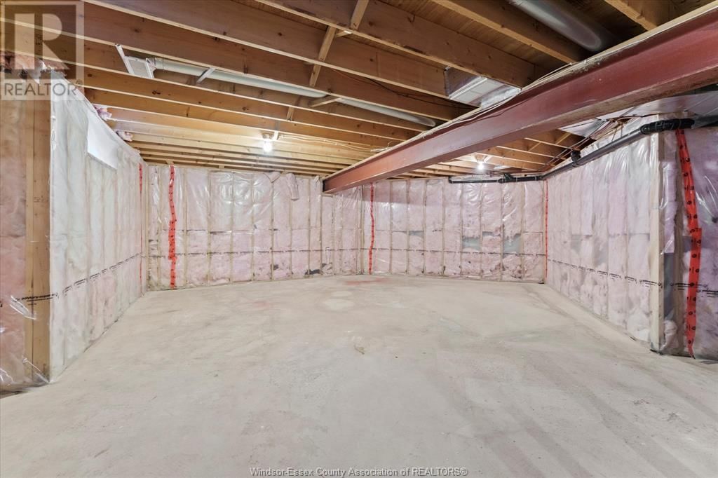 1387 CROSSWINDS DRIVE Image 32