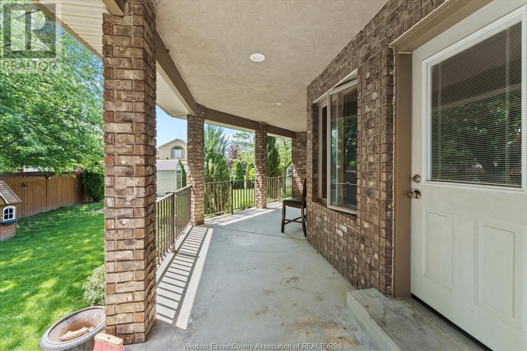 1387 CROSSWINDS DRIVE Image 34