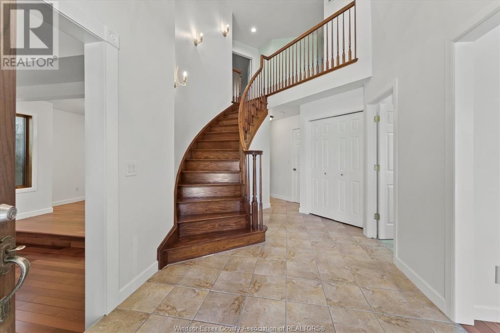 1387 CROSSWINDS DRIVE Image 5