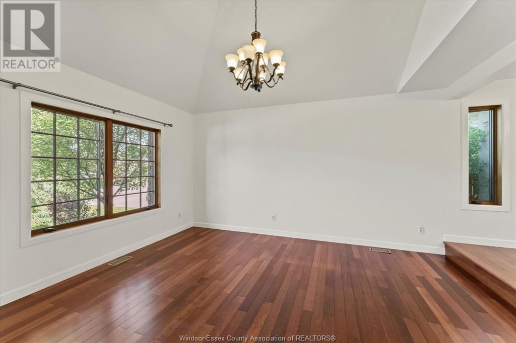 1387 CROSSWINDS DRIVE Image 7