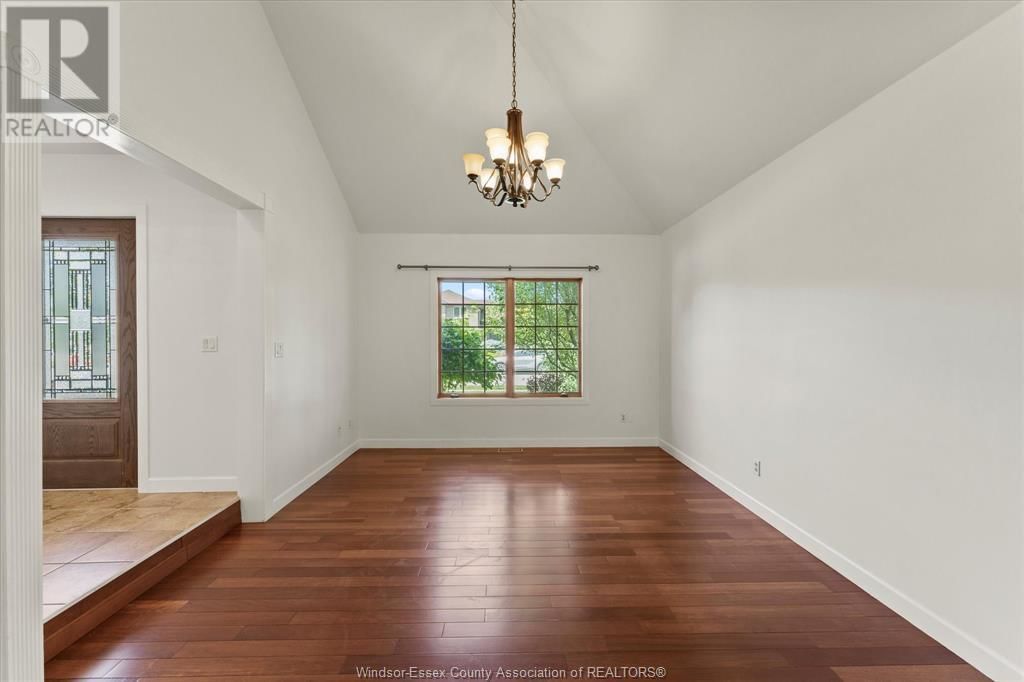 1387 CROSSWINDS DRIVE Image 8