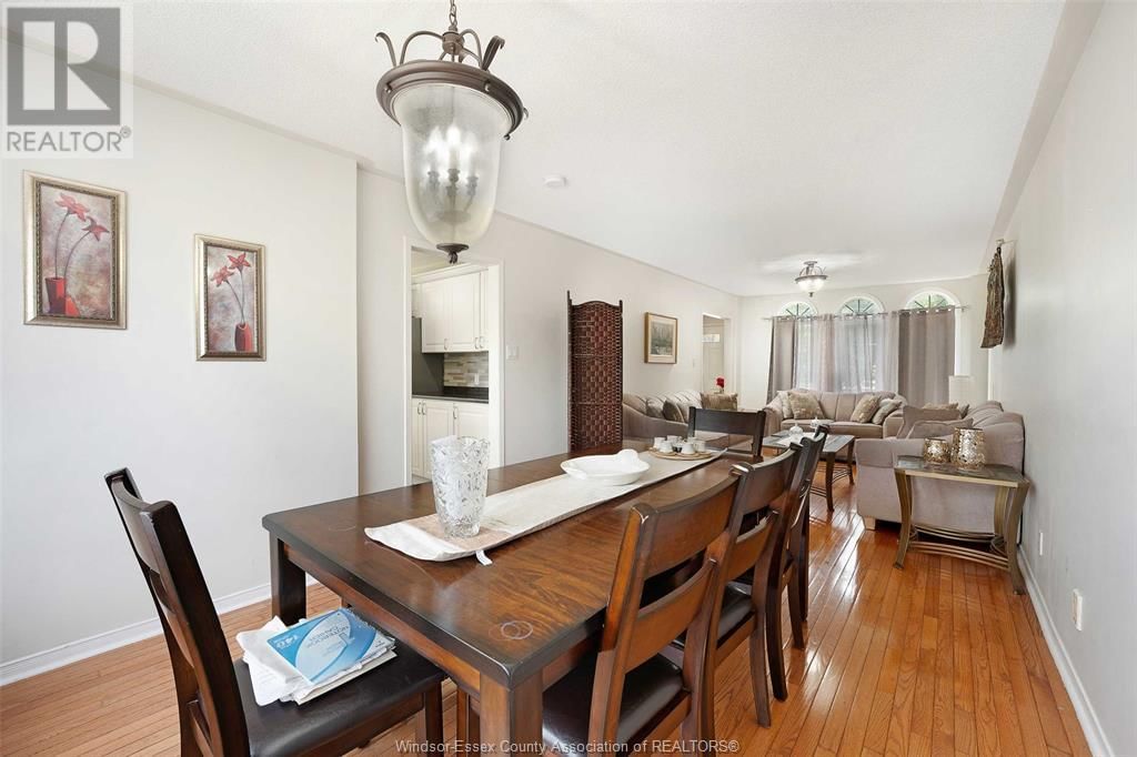 936 NORTH TALBOT Image 13