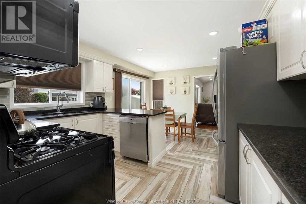 936 NORTH TALBOT Image 14