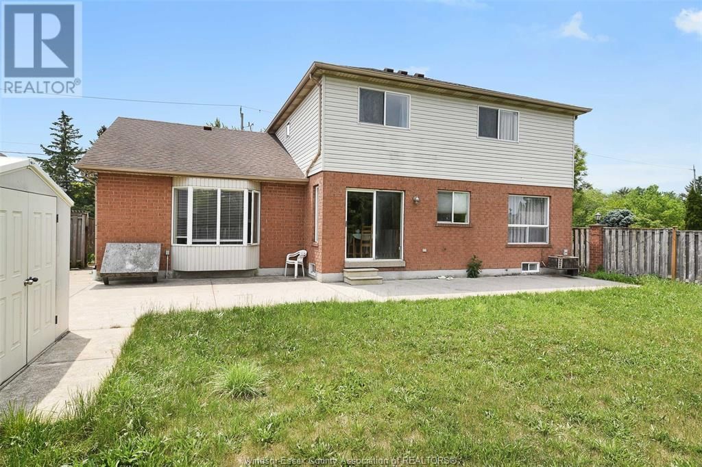 936 NORTH TALBOT Image 43