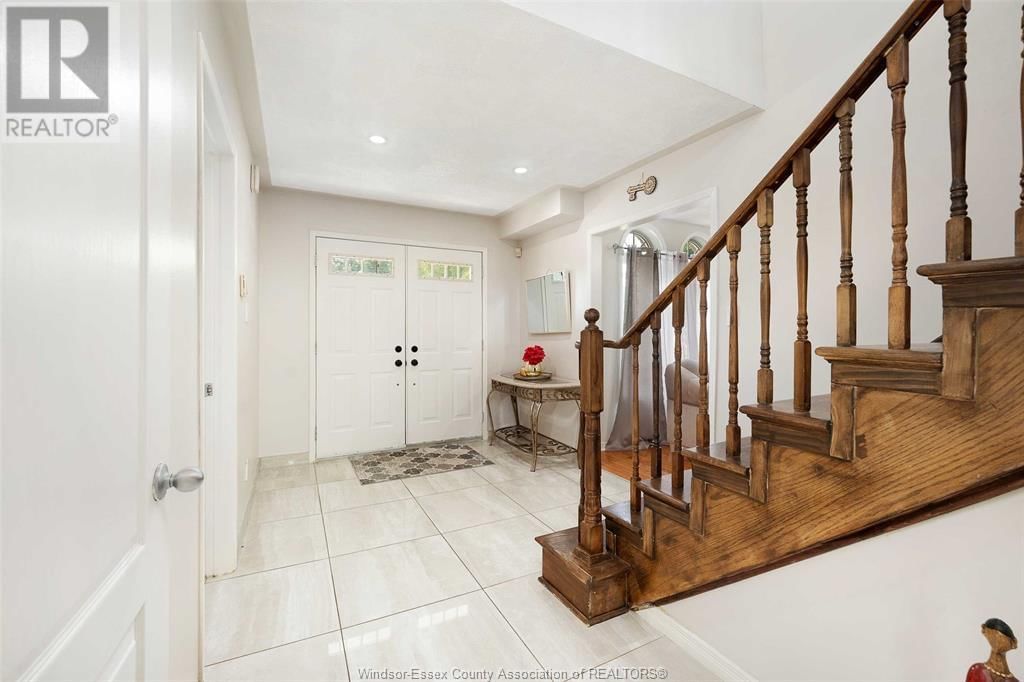 936 NORTH TALBOT Image 7