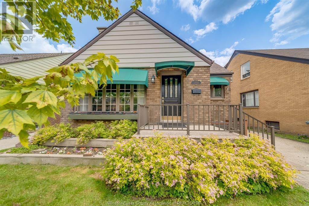 2332 HALL AVENUE Image 2