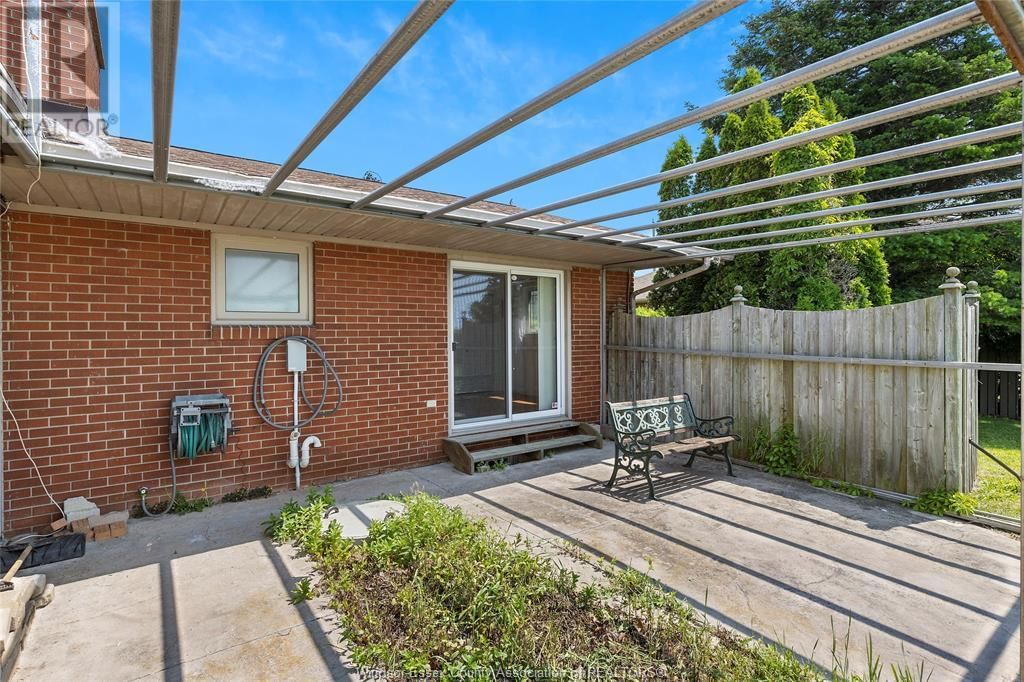 8 ERIE VIEW ROAD Image 35