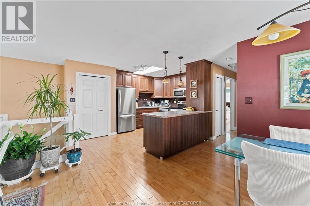 193 RIVERVILLA COURT Image 12