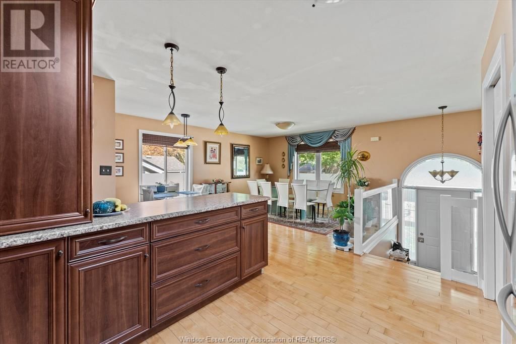 193 RIVERVILLA COURT Image 7