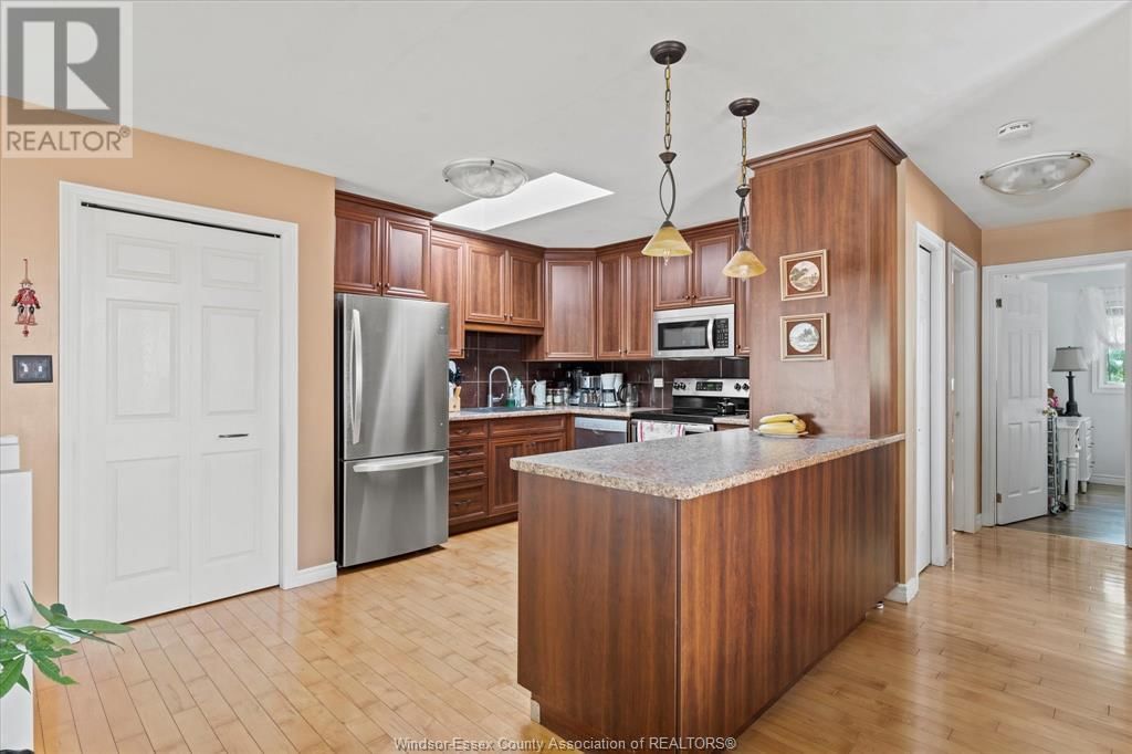193 RIVERVILLA COURT Image 8