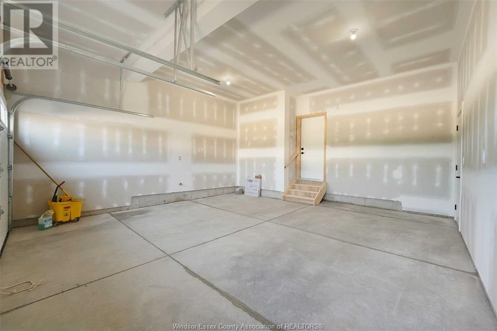 5205 RAFAEL STREET Image 45