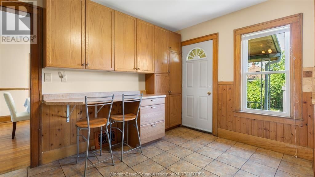 1060 LAWRENCE ROAD Image 14
