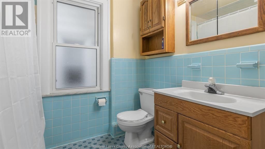 1060 LAWRENCE ROAD Image 19