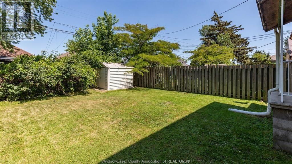 1060 LAWRENCE ROAD Image 4