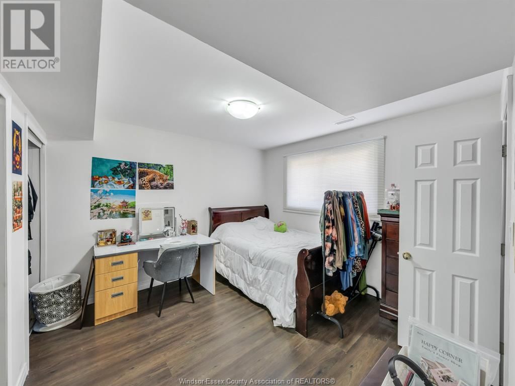 10670 LAMBETH ROAD Image 13