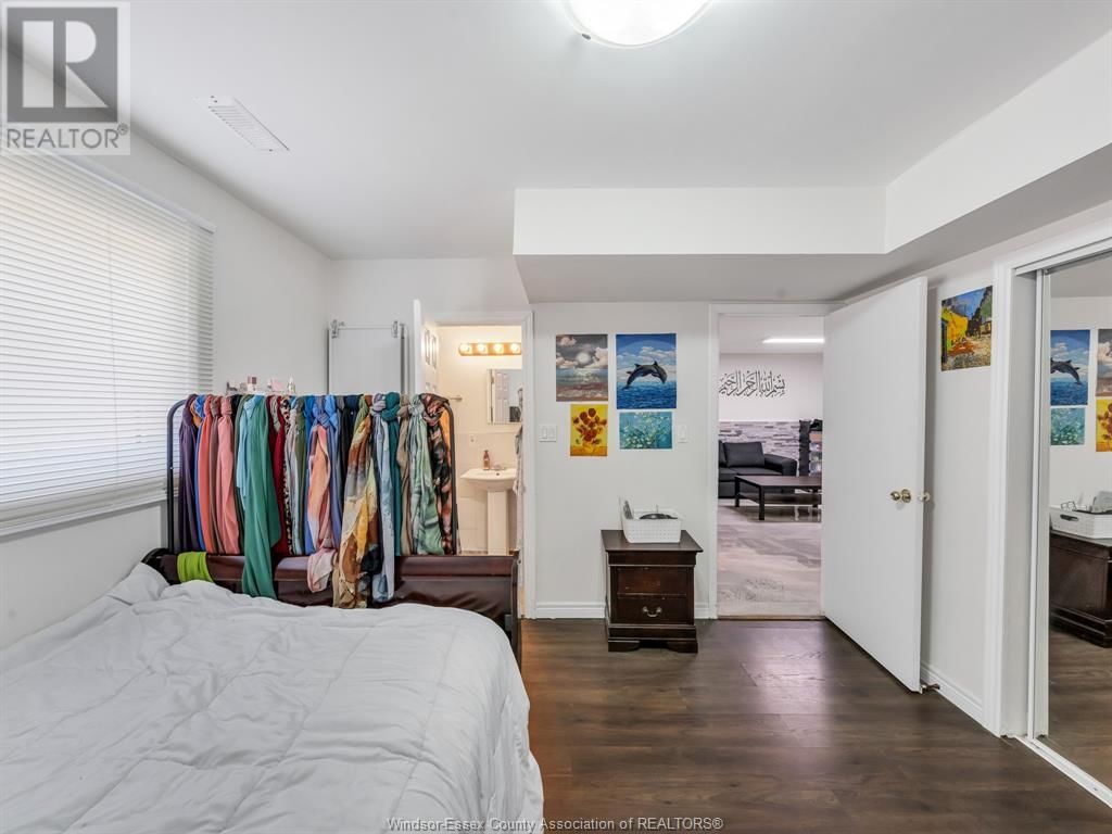 10670 LAMBETH ROAD Image 14