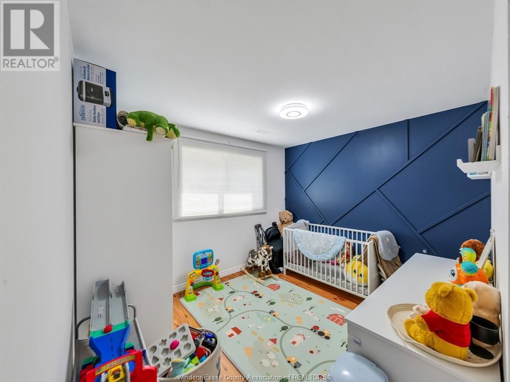 10670 LAMBETH ROAD Image 16
