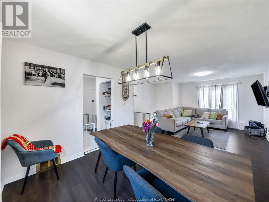 10670 LAMBETH ROAD Image 21