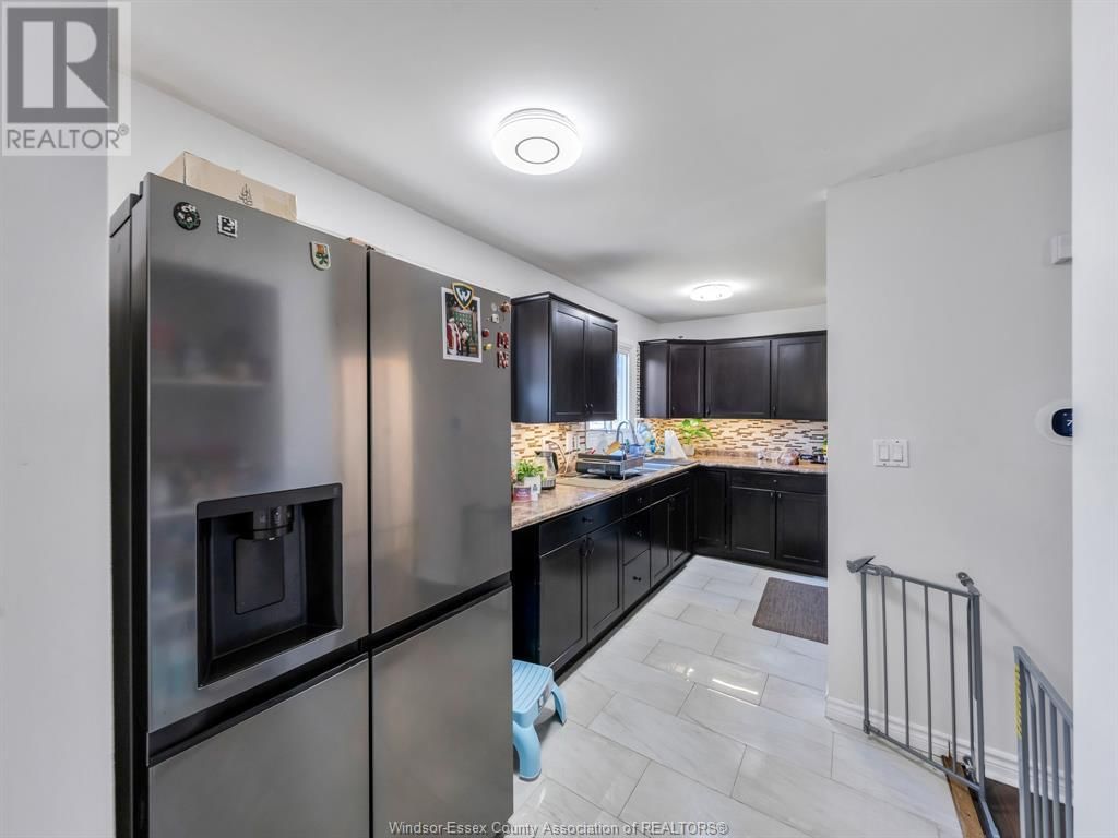 10670 LAMBETH ROAD Image 22