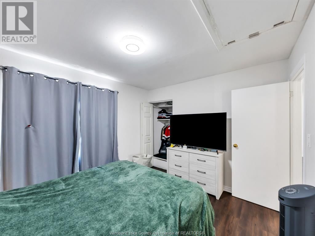 10670 LAMBETH ROAD Image 30