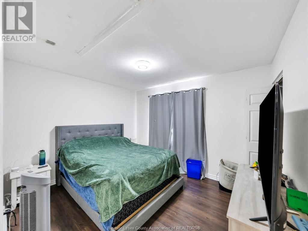 10670 LAMBETH ROAD Image 31