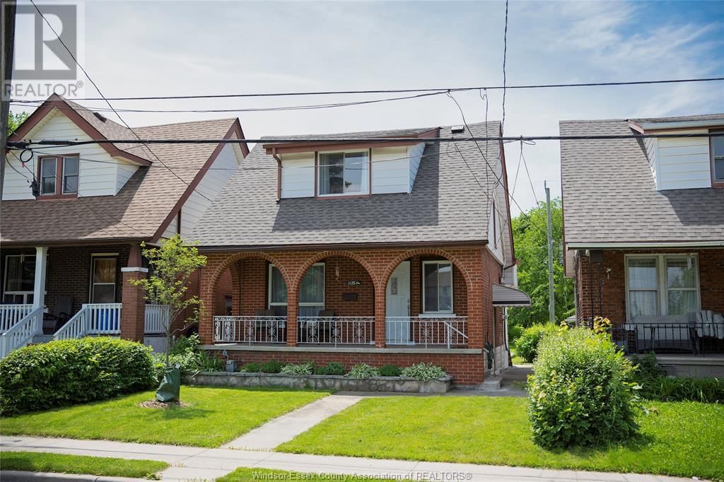 1035 ELM AVE Image 2
