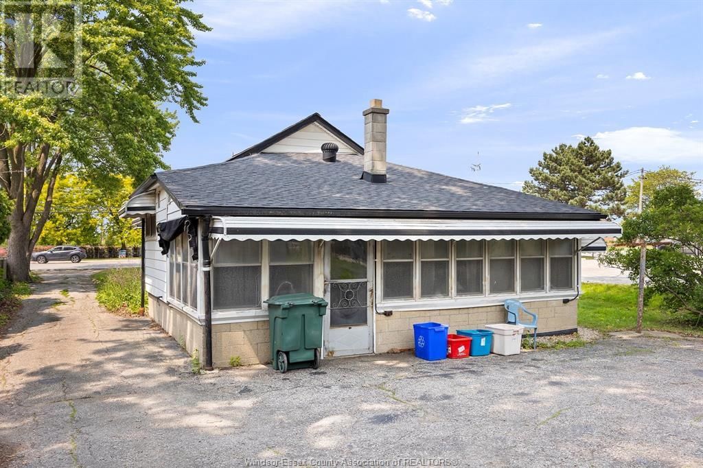 9803 TECUMSEH ROAD EAST Image 14