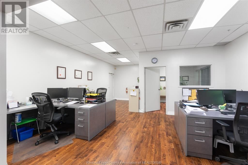 4045 INDUSTRIAL Image 24