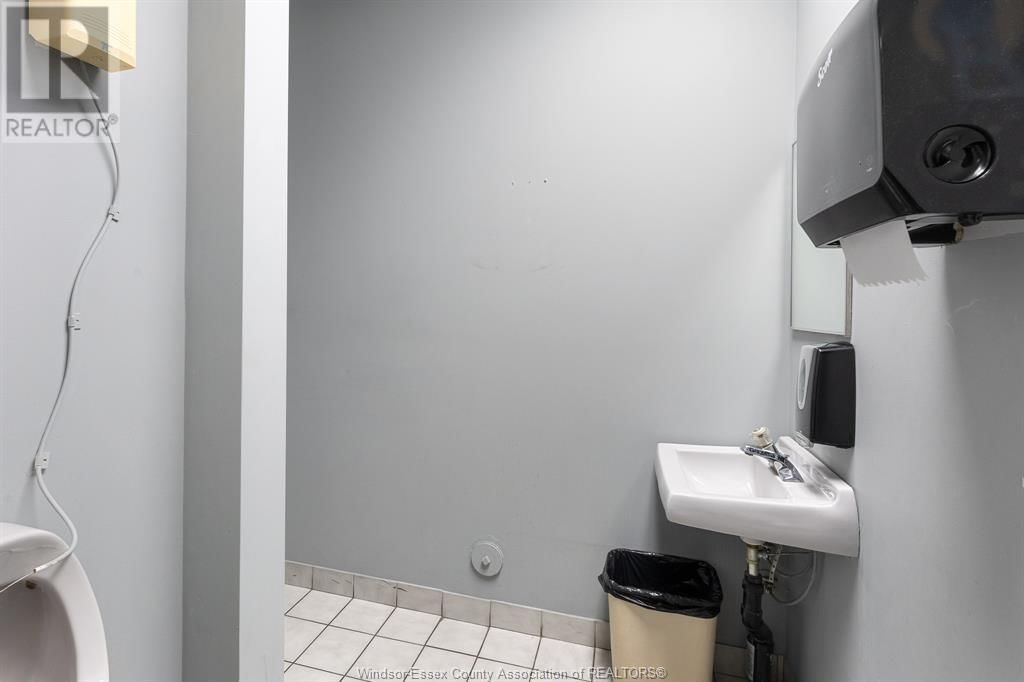 4045 INDUSTRIAL Image 28