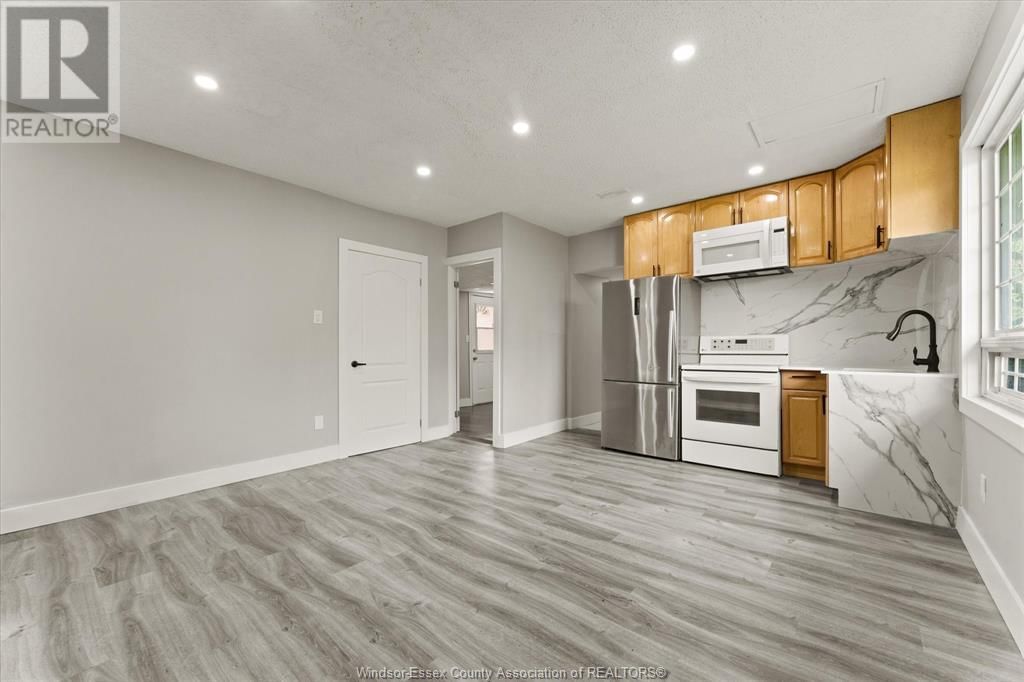2056 JEFFERSON Image 17
