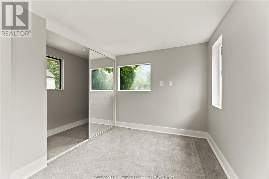 2056 JEFFERSON Image 28