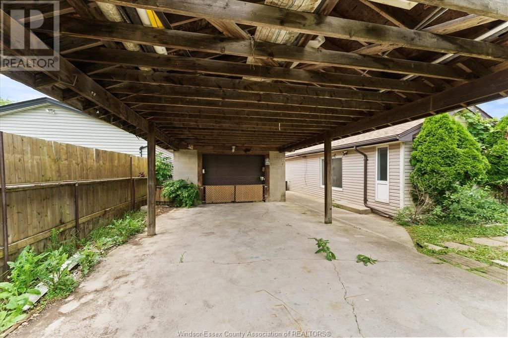 2056 JEFFERSON Image 37