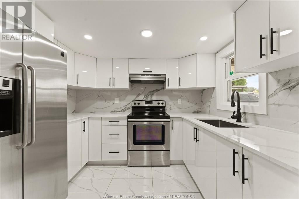 2056 JEFFERSON Image 7