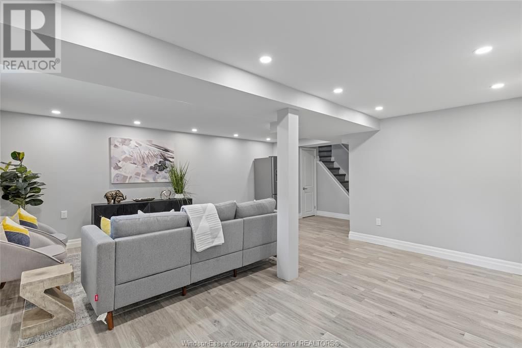 4495 PLEASANT PLACE Image 19